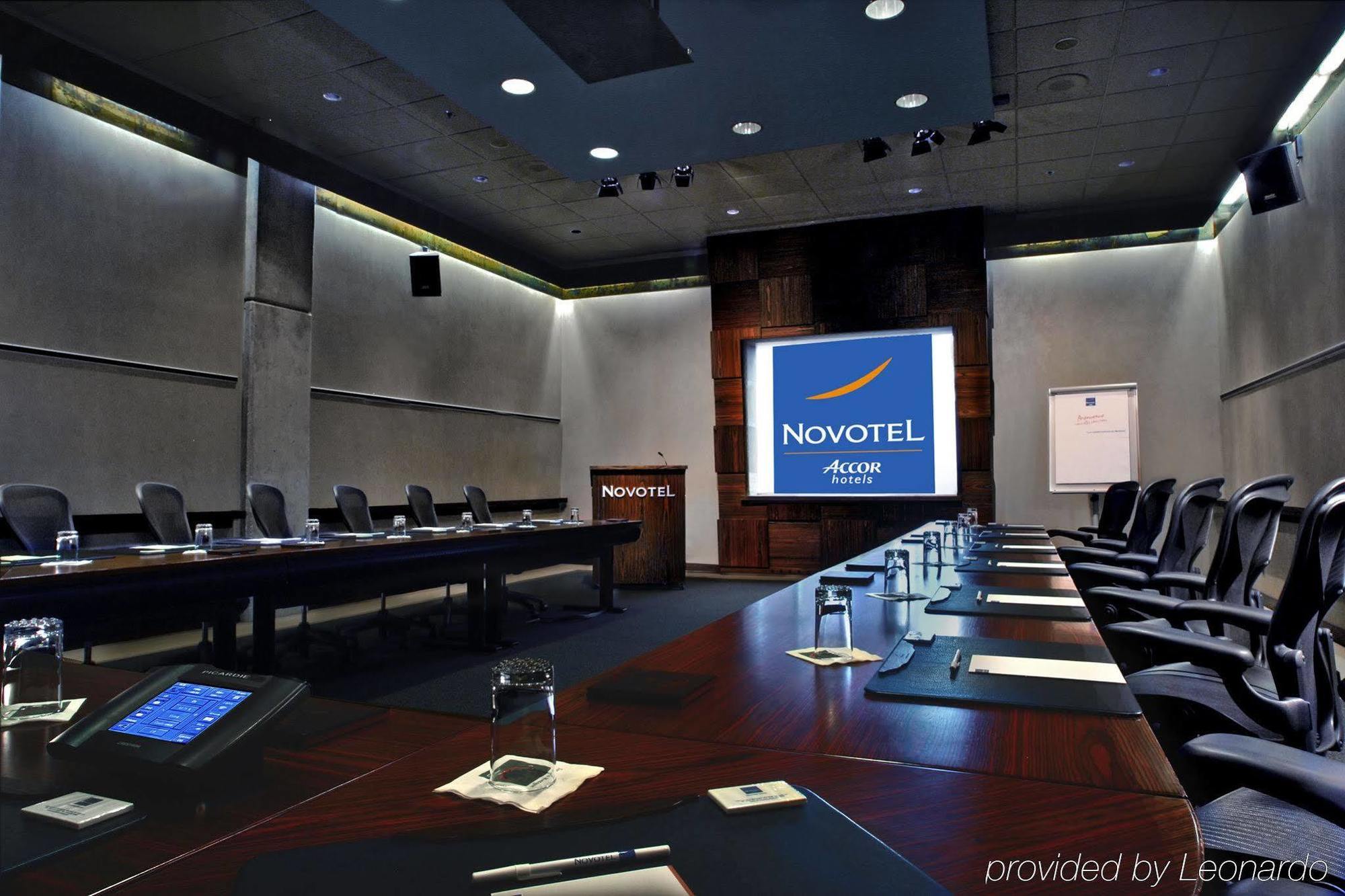 Novotel Montreal Center עסק תמונה